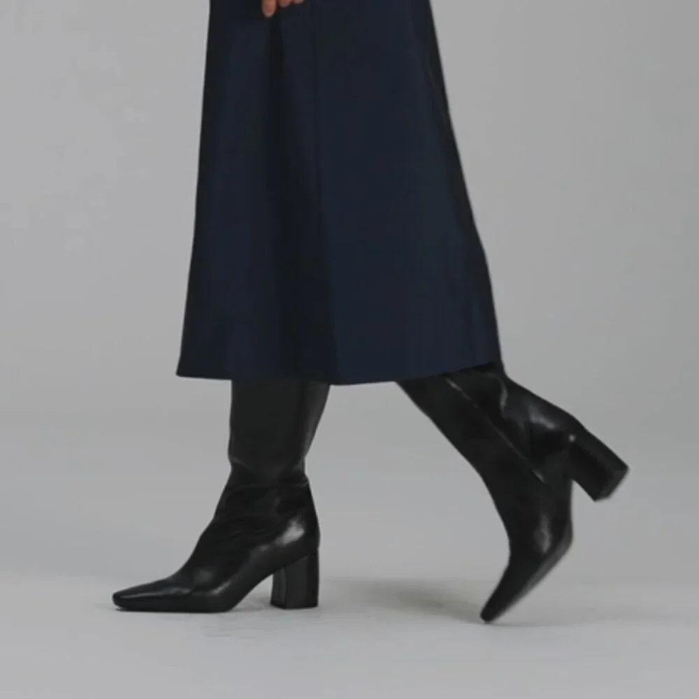 Tory Burch Tall Banana Boot – Perfect Black – Size 9 – NWT